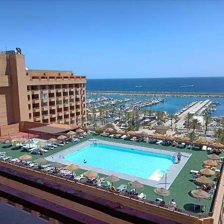 Palmeras Front Beach Апартаменты *